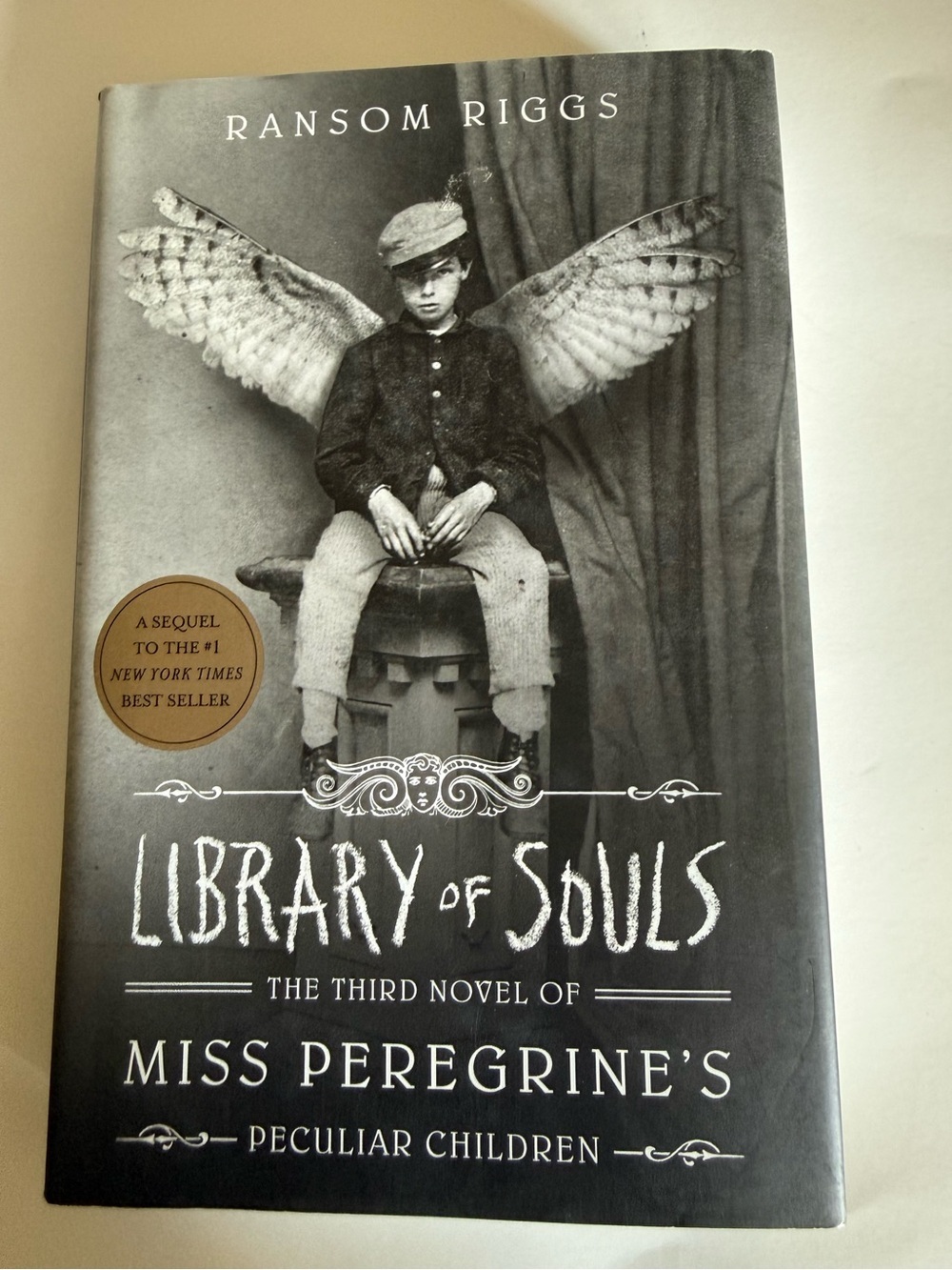 2 Book Bundle Miss Peregrine's Peculiar Children Library Of Souls And HollowCity - Picture 5 of 7